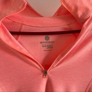 NWOT Old Navy Quarter Zip Activewear Top